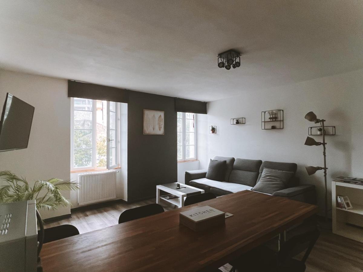Apartamento GEST-LOC LOCATION MEUBLÉE T3 Le DrômArdèchois - TOURNON SUR RHÔNE - ARDÈCHE Exterior foto