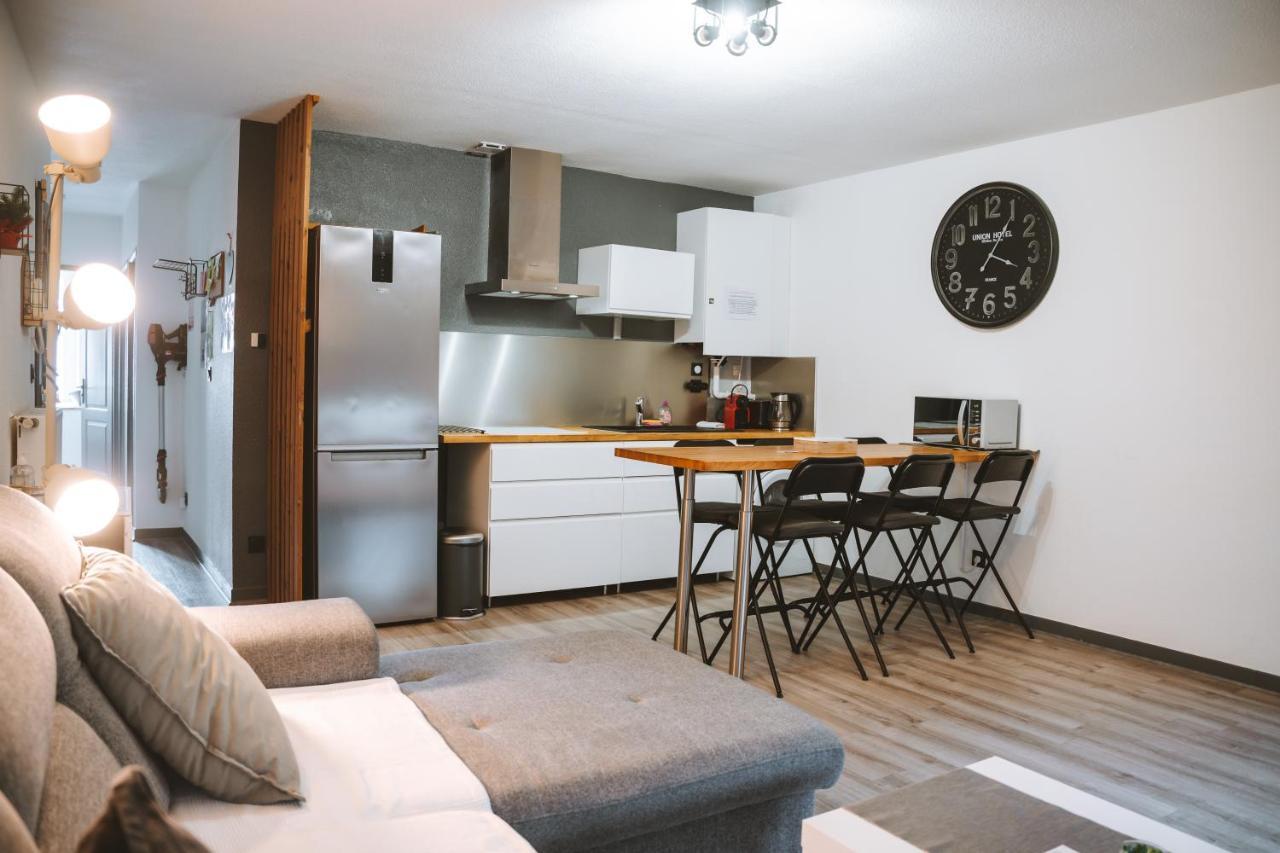 Apartamento GEST-LOC LOCATION MEUBLÉE T3 Le DrômArdèchois - TOURNON SUR RHÔNE - ARDÈCHE Exterior foto